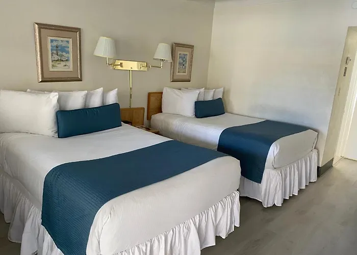 Beach Shell Inn